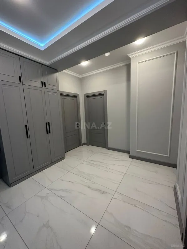 Kirayə verilir 2 otaqlı mənzil 68 m²