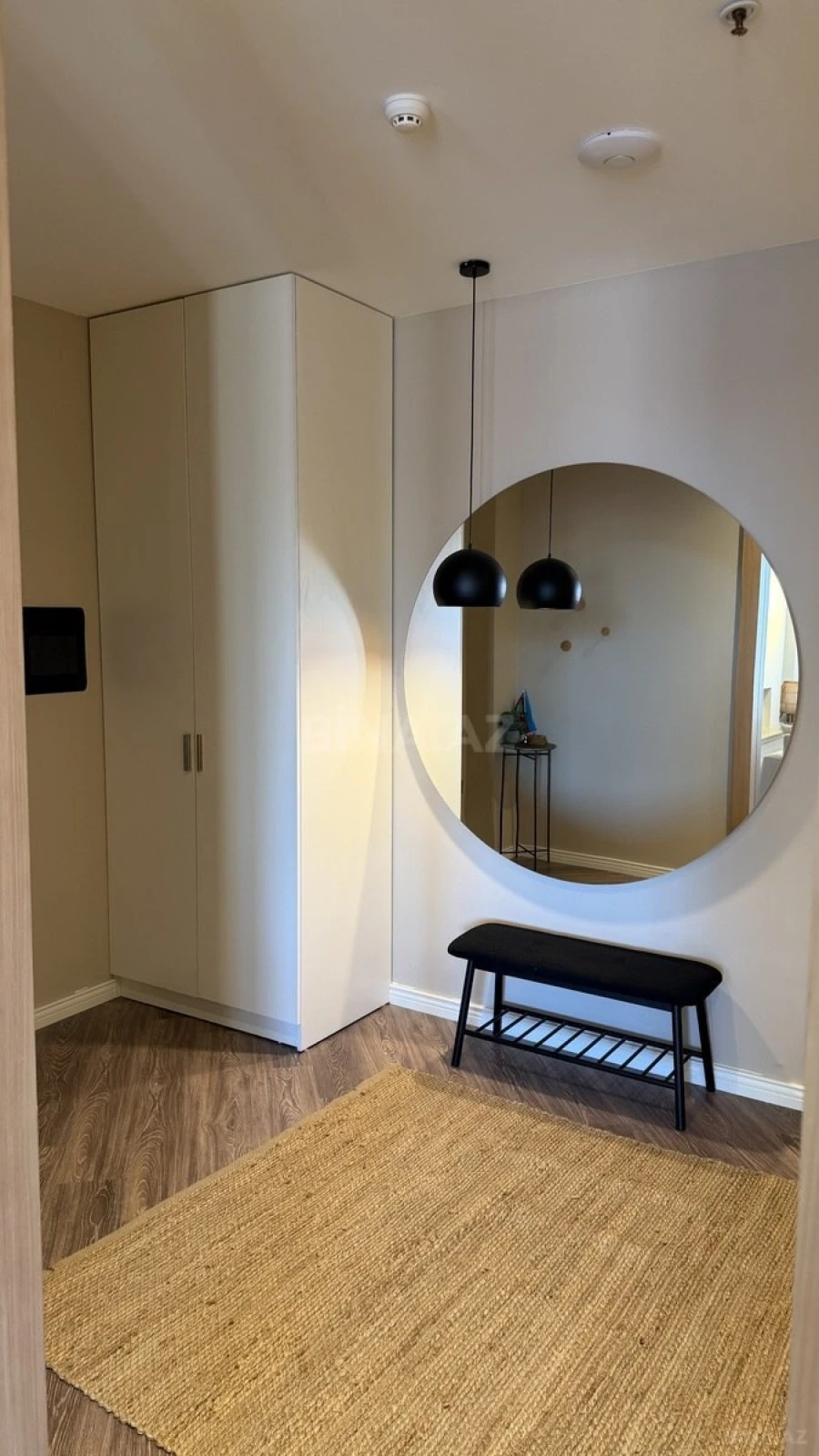 Kirayə verilir 3 otaqlı mənzil 160 m²