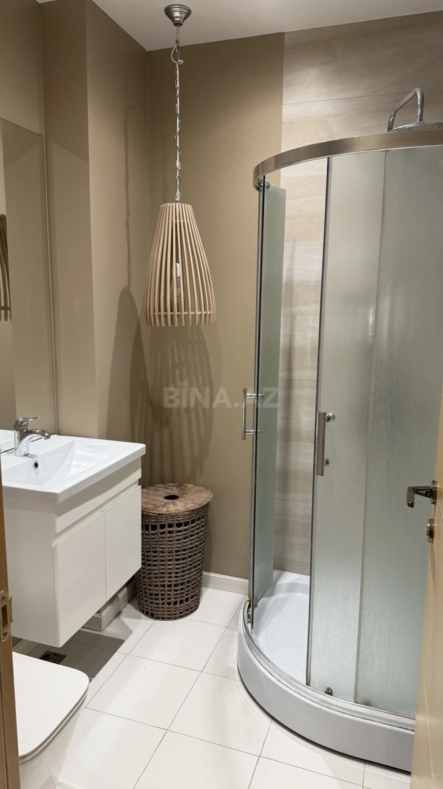 Kirayə verilir 3 otaqlı mənzil 160 m²