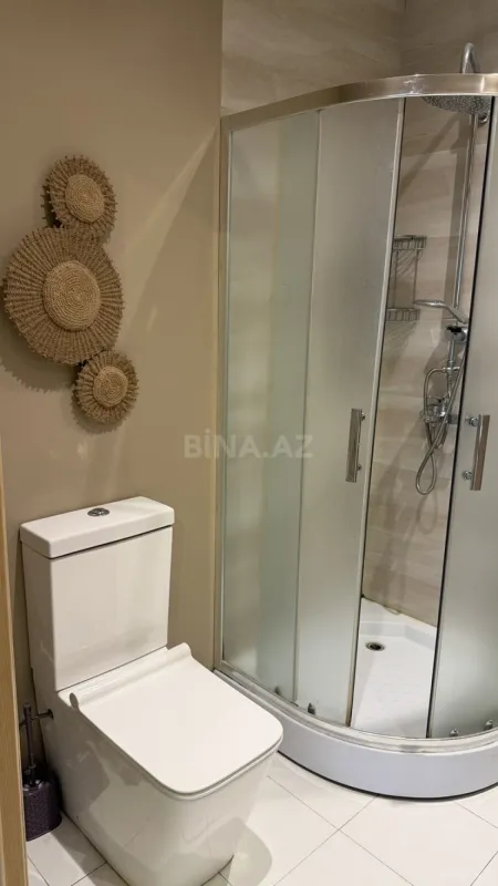 Kirayə verilir 3 otaqlı mənzil 160 m²