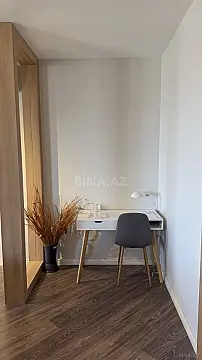 Kirayə verilir 3 otaqlı mənzil 160 m²