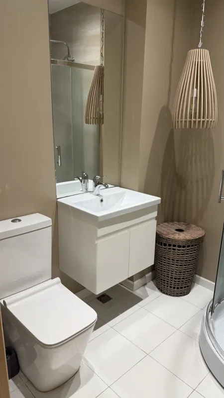 Kirayə verilir 3 otaqlı mənzil 160 m²