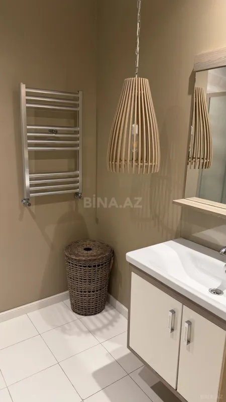 Kirayə verilir 3 otaqlı mənzil 160 m²