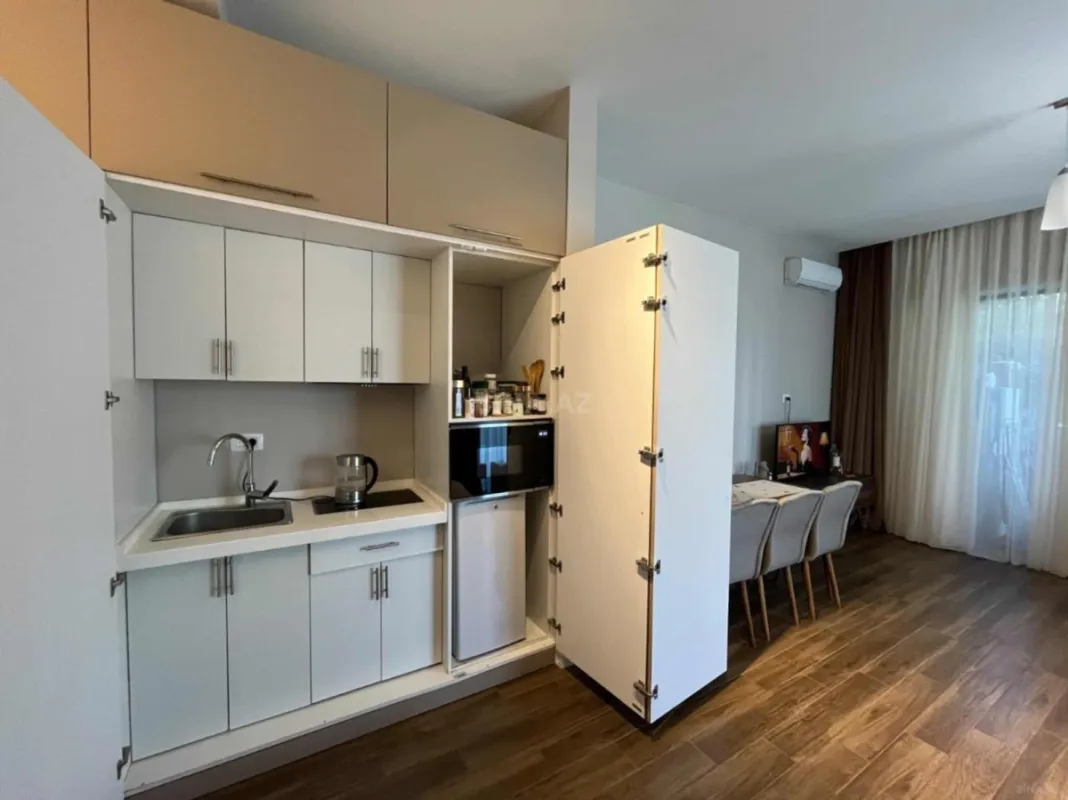 Satılır 1 otaqlı mənzil 50 m²