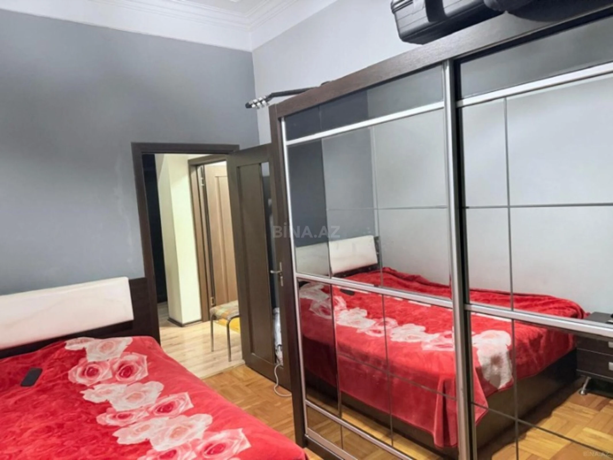 Satılır 3 otaqlı mənzil 85 m²