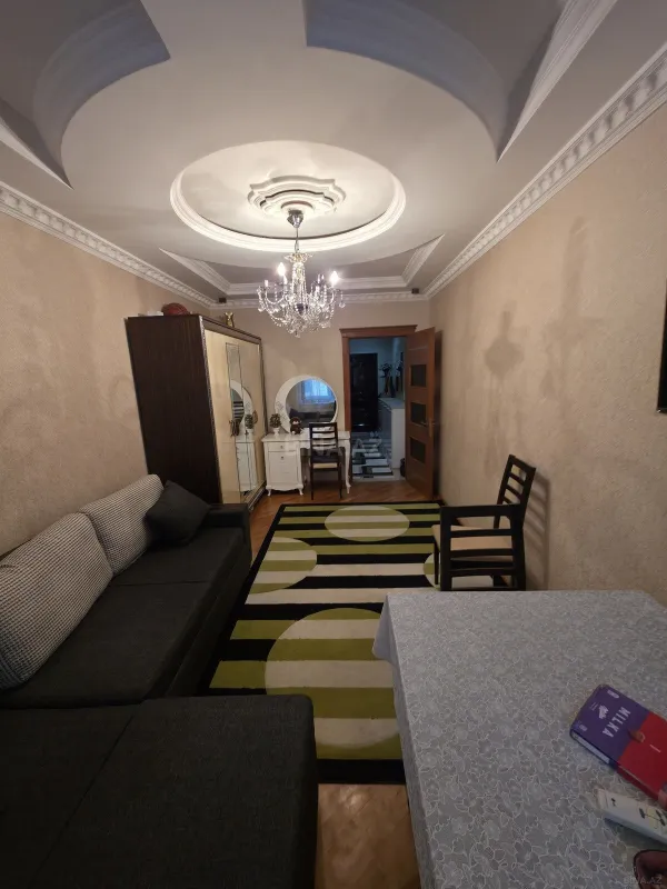 Satılır 2 otaqlı mənzil 52 m²