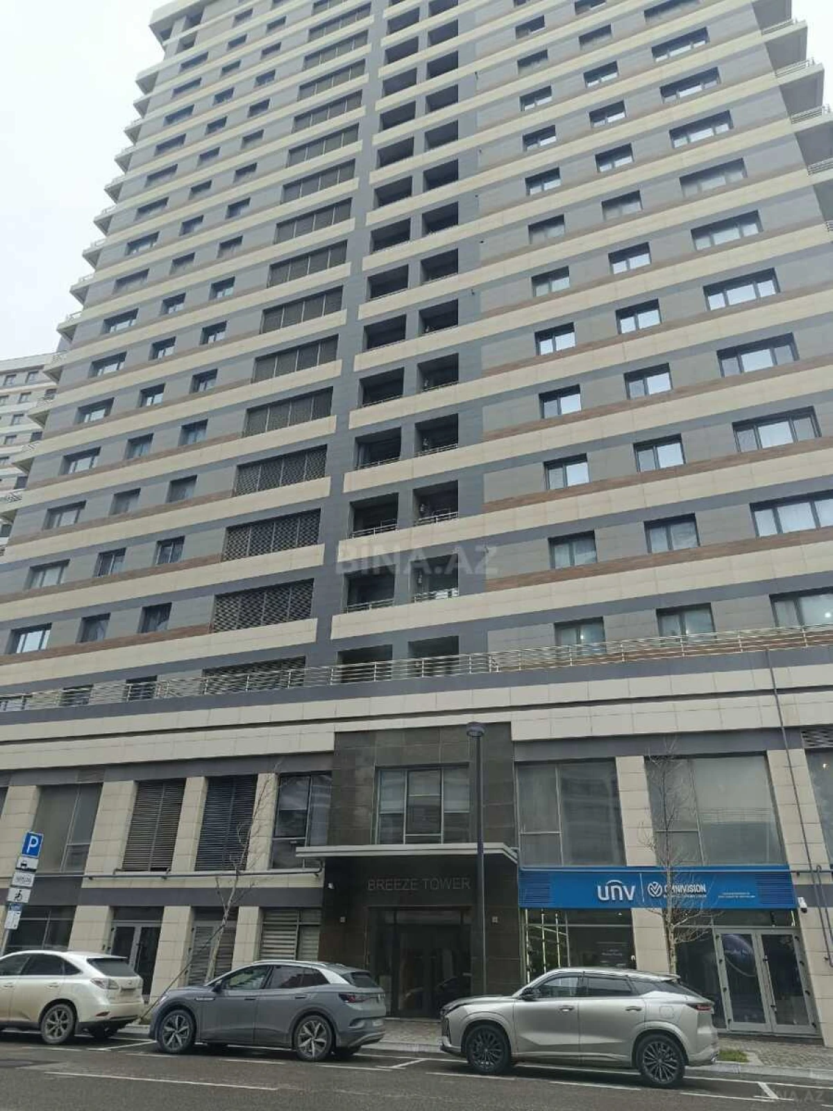 Kirayə verilir 3 otaqlı mənzil 150 m²