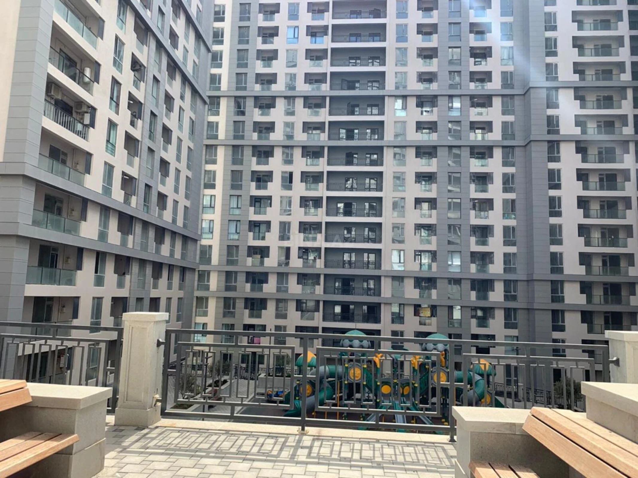 Satılır 3 otaqlı mənzil 100 m²