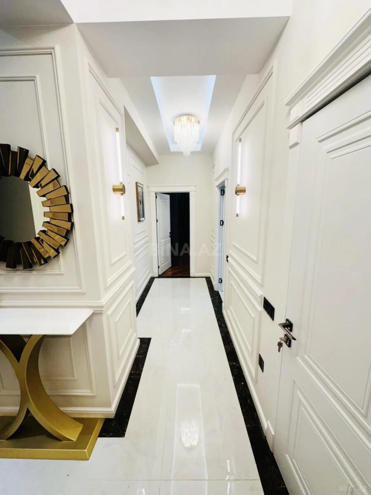 Kirayə verilir 2 otaqlı mənzil 67 m²