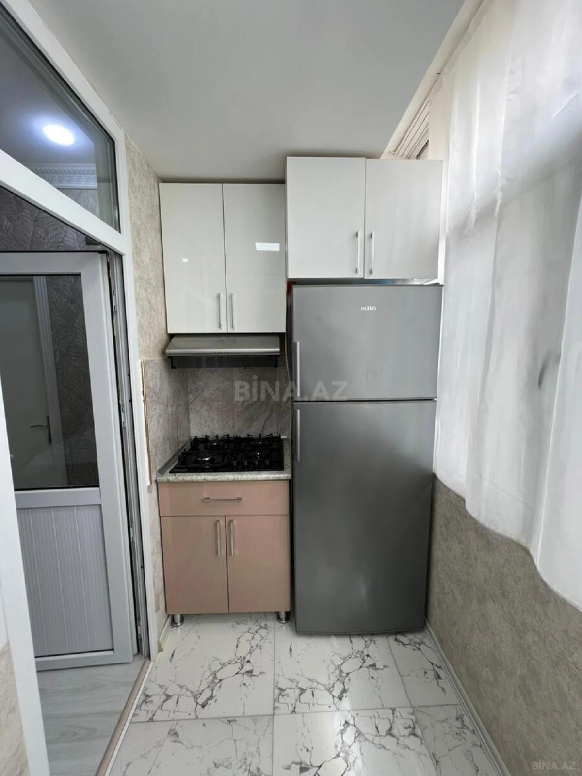 Satılır 3 otaqlı mənzil 57 m²