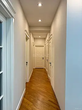 Satılır 3 otaqlı mənzil 136 m²