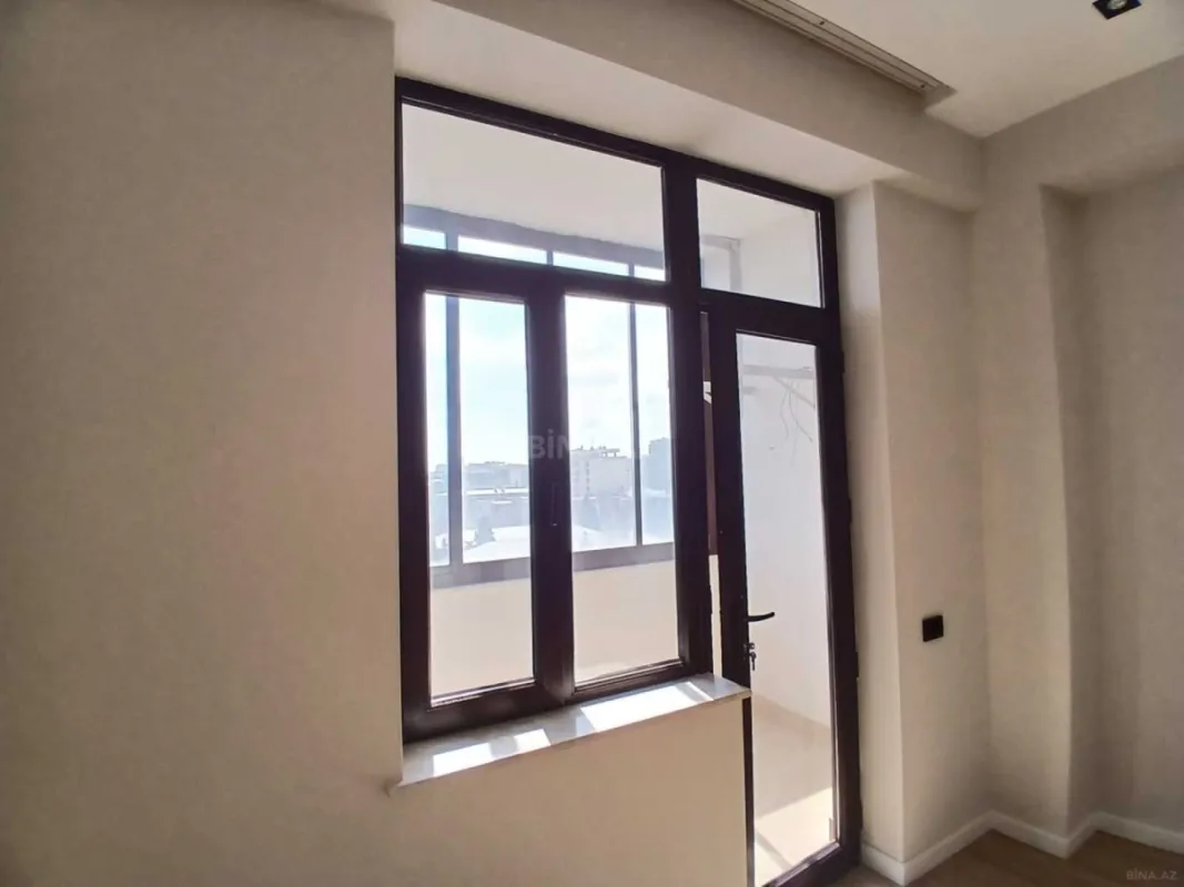 Satılır 3 otaqlı mənzil 110 m²