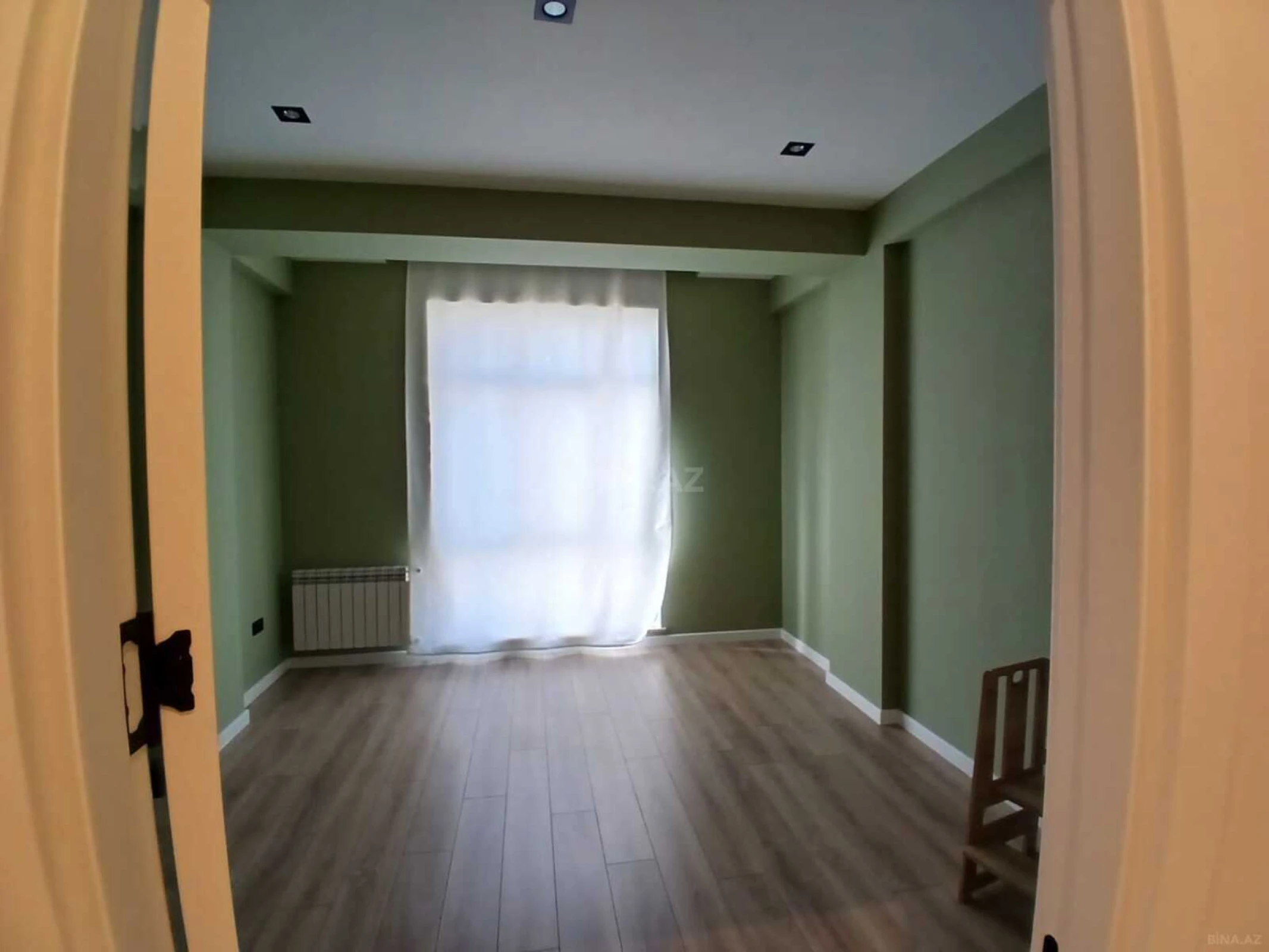 Satılır 3 otaqlı mənzil 110 m²