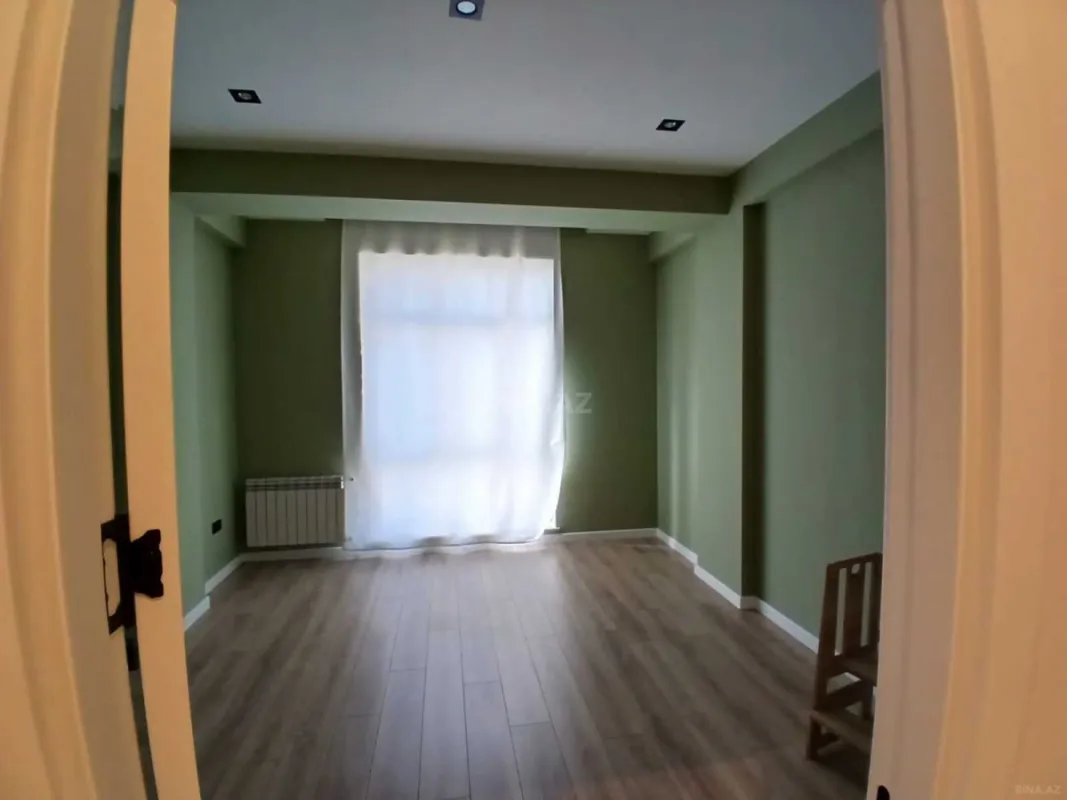 Satılır 3 otaqlı mənzil 110 m²