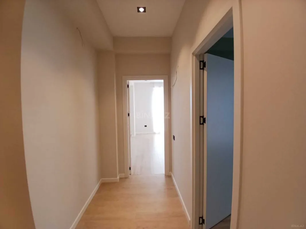 Satılır 3 otaqlı mənzil 110 m²
