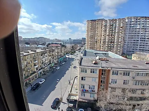 Satılır 3 otaqlı mənzil 110 m²