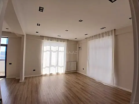 Satılır 3 otaqlı mənzil 110 m²