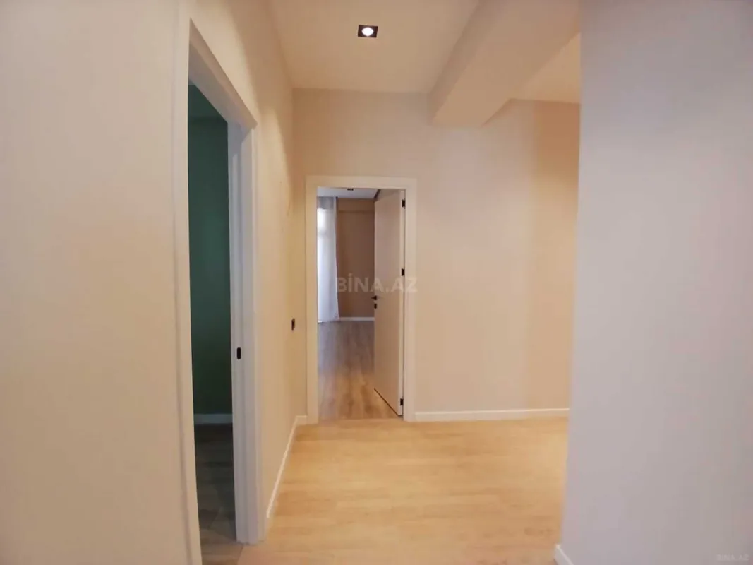 Satılır 3 otaqlı mənzil 110 m²