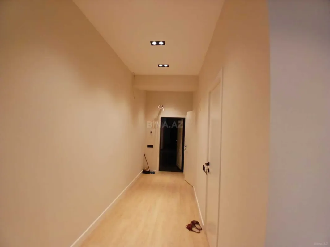 Satılır 3 otaqlı mənzil 110 m²