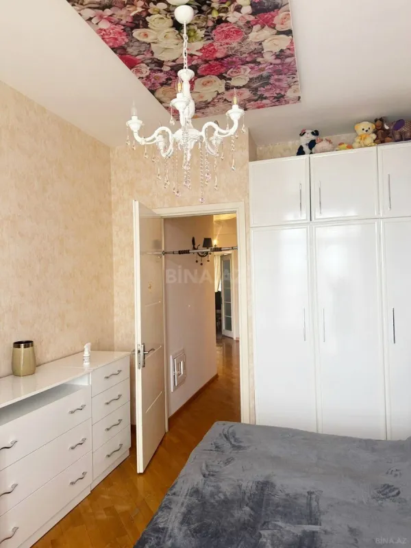 Satılır 3 otaqlı mənzil 90 m²