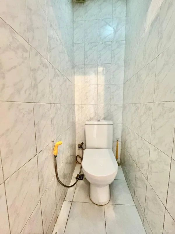 Satılır 6 otaqlı mənzil 130 m²