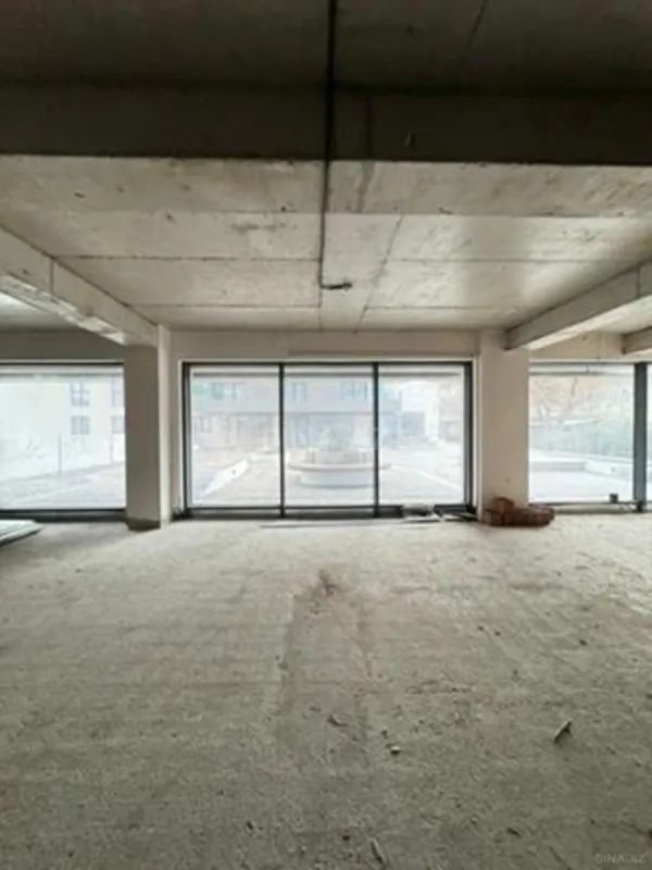 Satılır obyekt 130 m²