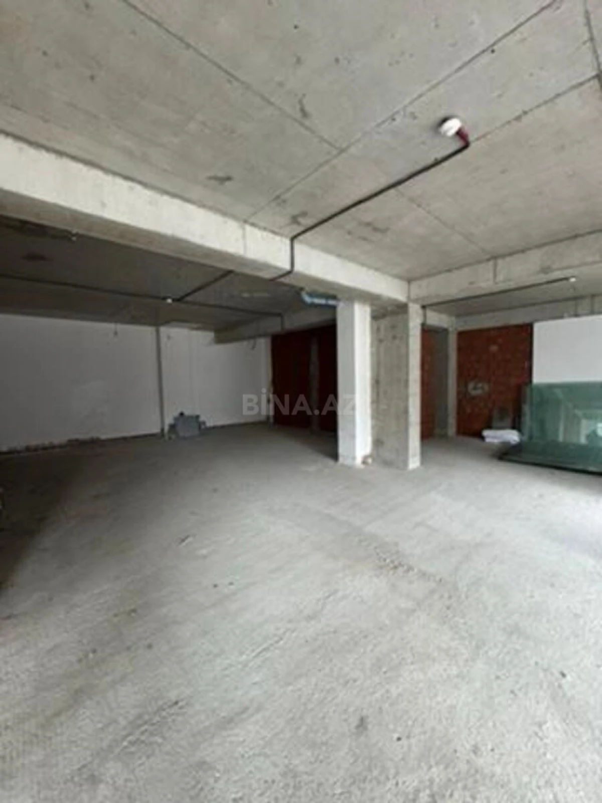 Satılır obyekt 130 m²