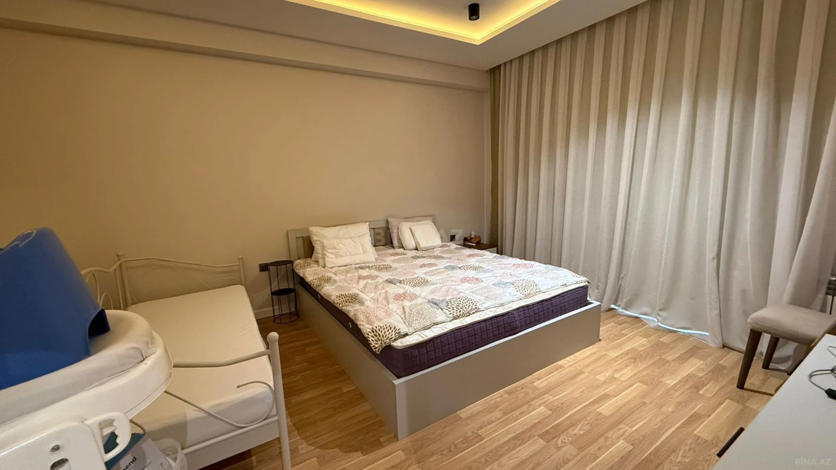 Kirayə verilir 4 otaqlı mənzil 180 m²