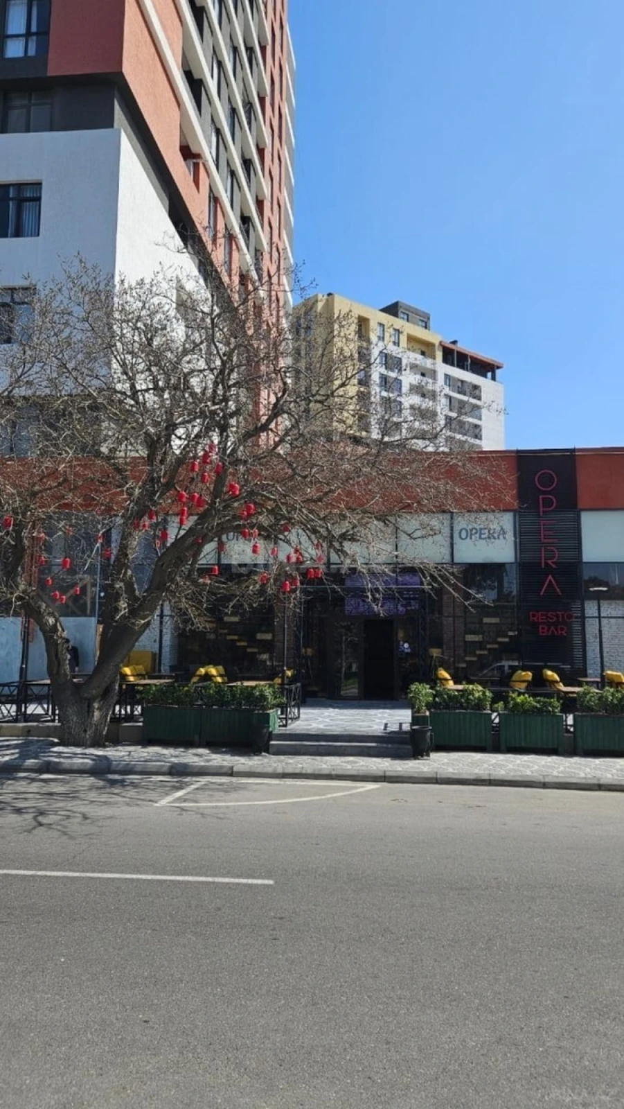 Satılır obyekt 90 m²