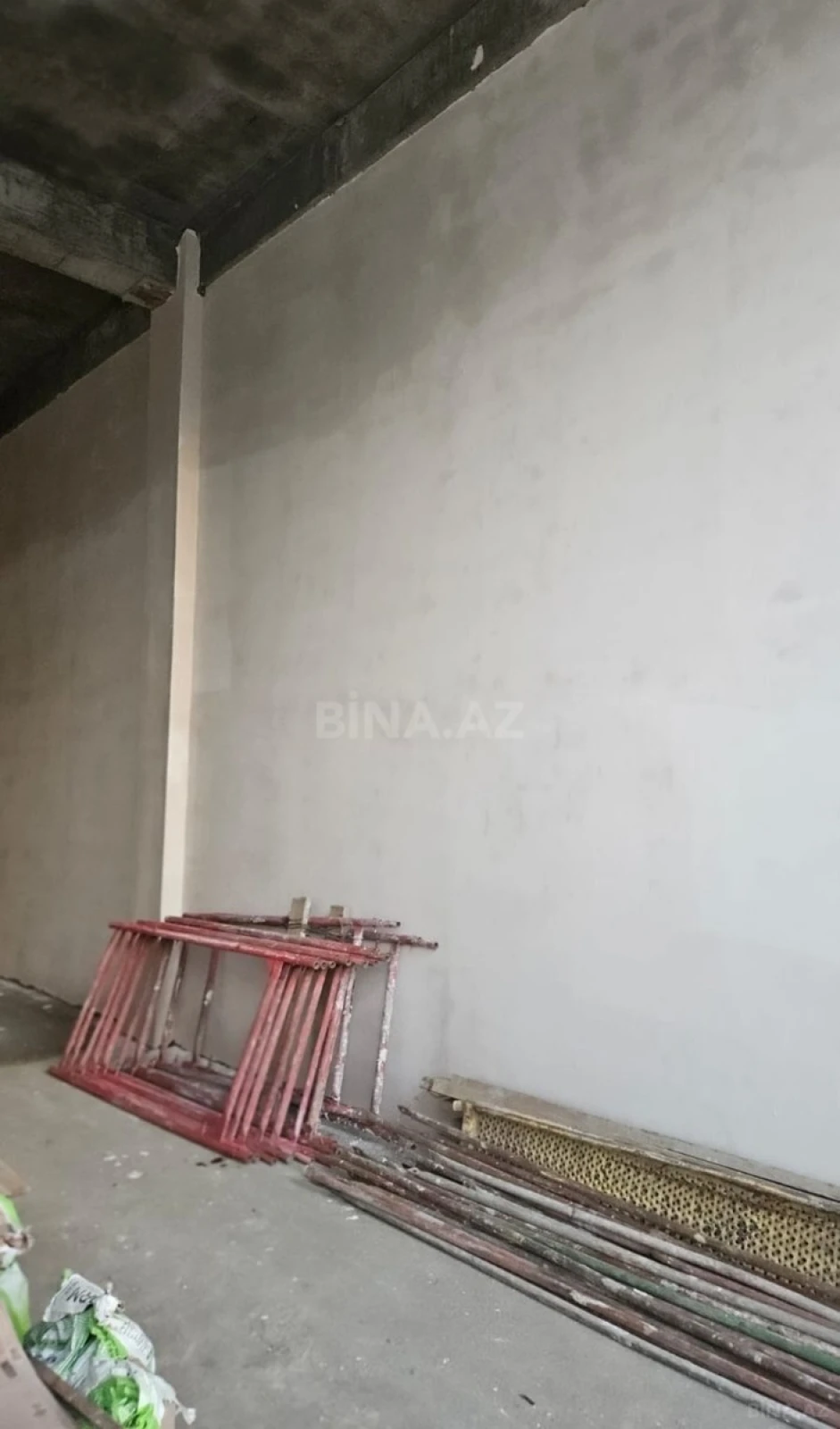 Satılır obyekt 90 m²