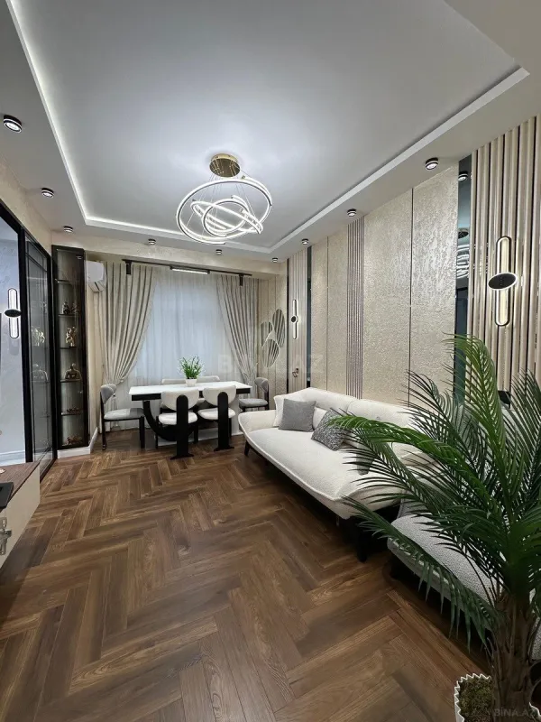 Satılır 3 otaqlı mənzil 82 m²