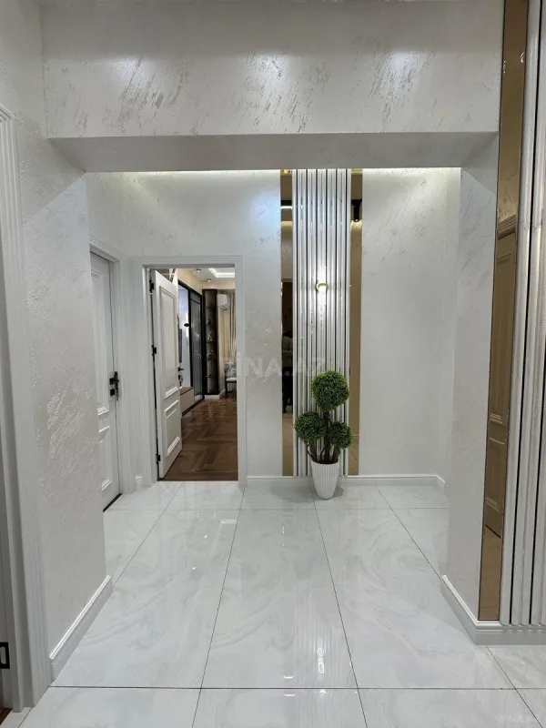 Satılır 3 otaqlı mənzil 82 m²