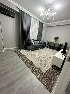 Kirayə verilir 2 otaqlı mənzil 70 m²