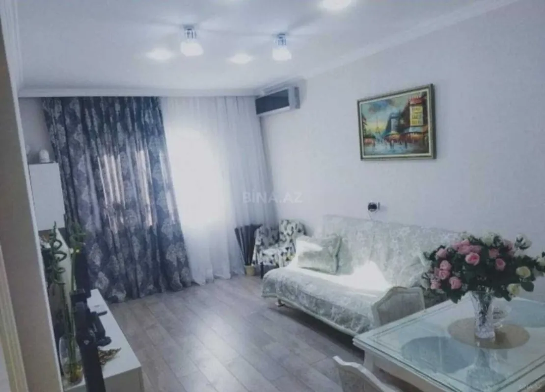 Satılır 2 otaqlı mənzil 65 m²