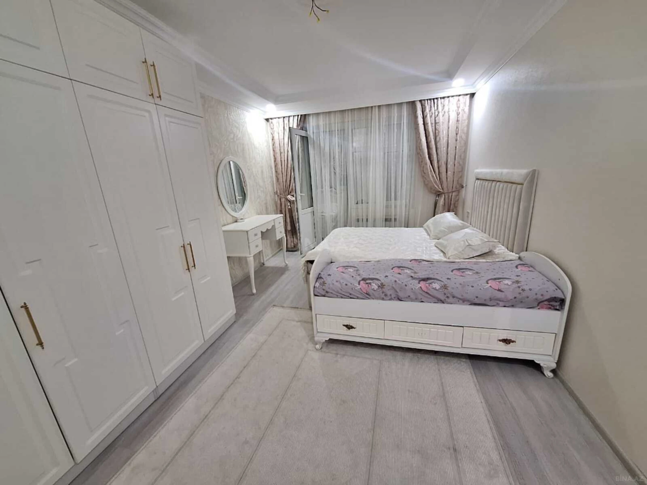 Satılır 3 otaqlı mənzil 62 m²