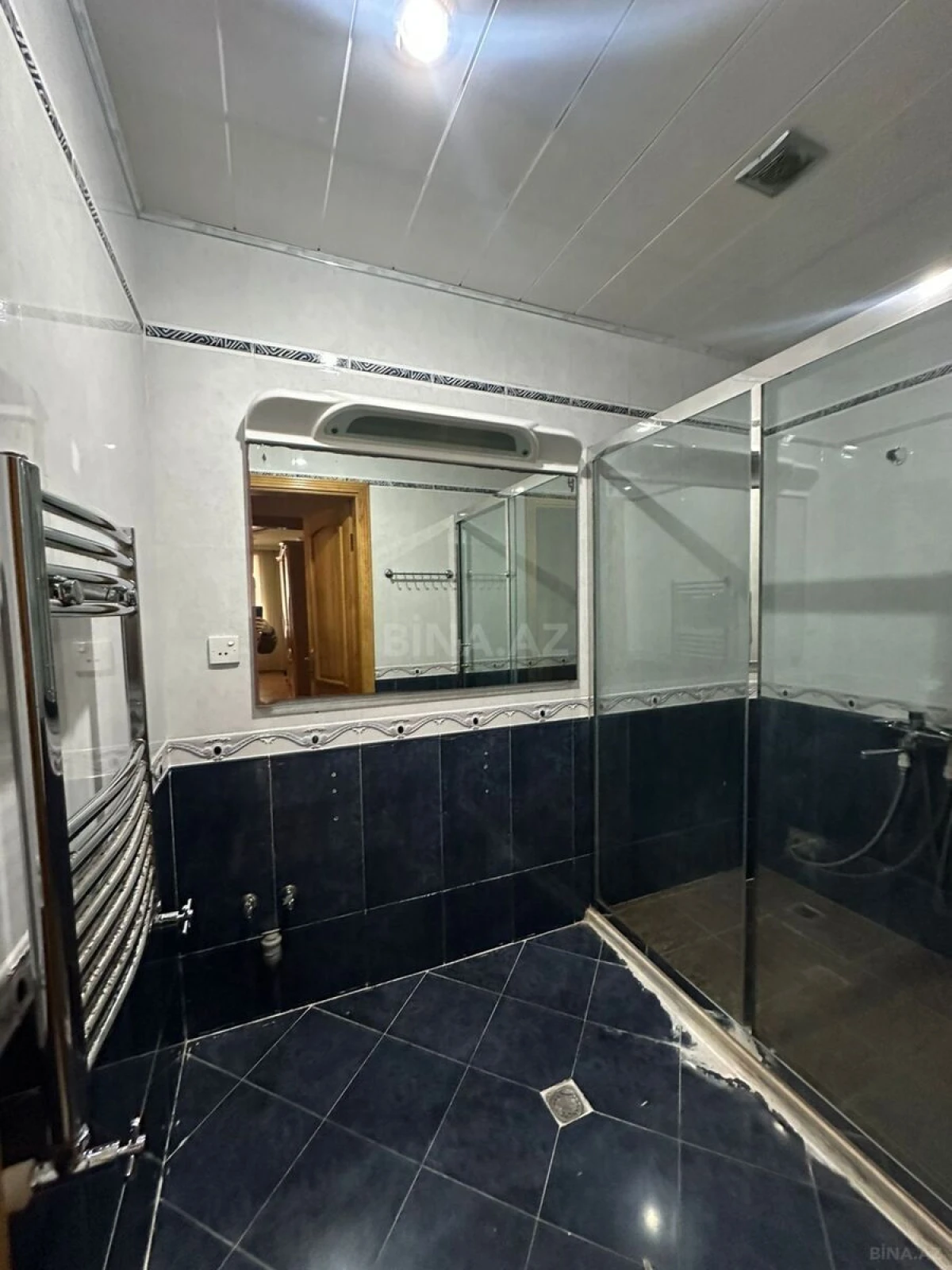 Kirayə verilir 3 otaqlı mənzil 98 m²