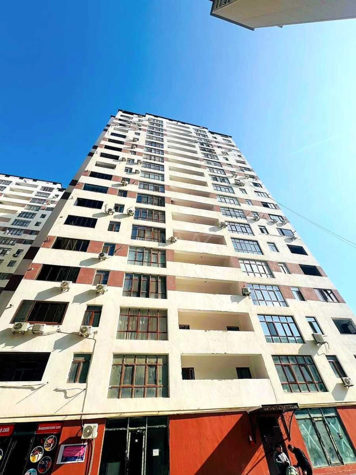 Satılır 3 otaqlı mənzil 75.5 m²