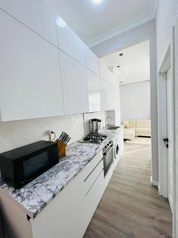 Satılır 3 otaqlı mənzil 75.5 m²