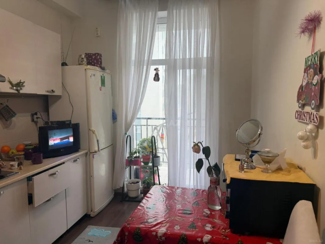 Satılır 2 otaqlı mənzil 63 m²