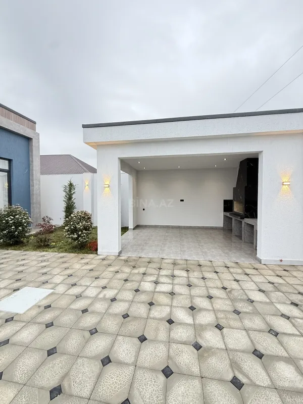 Satılır 4 otaqlı həyət evi 160 m²