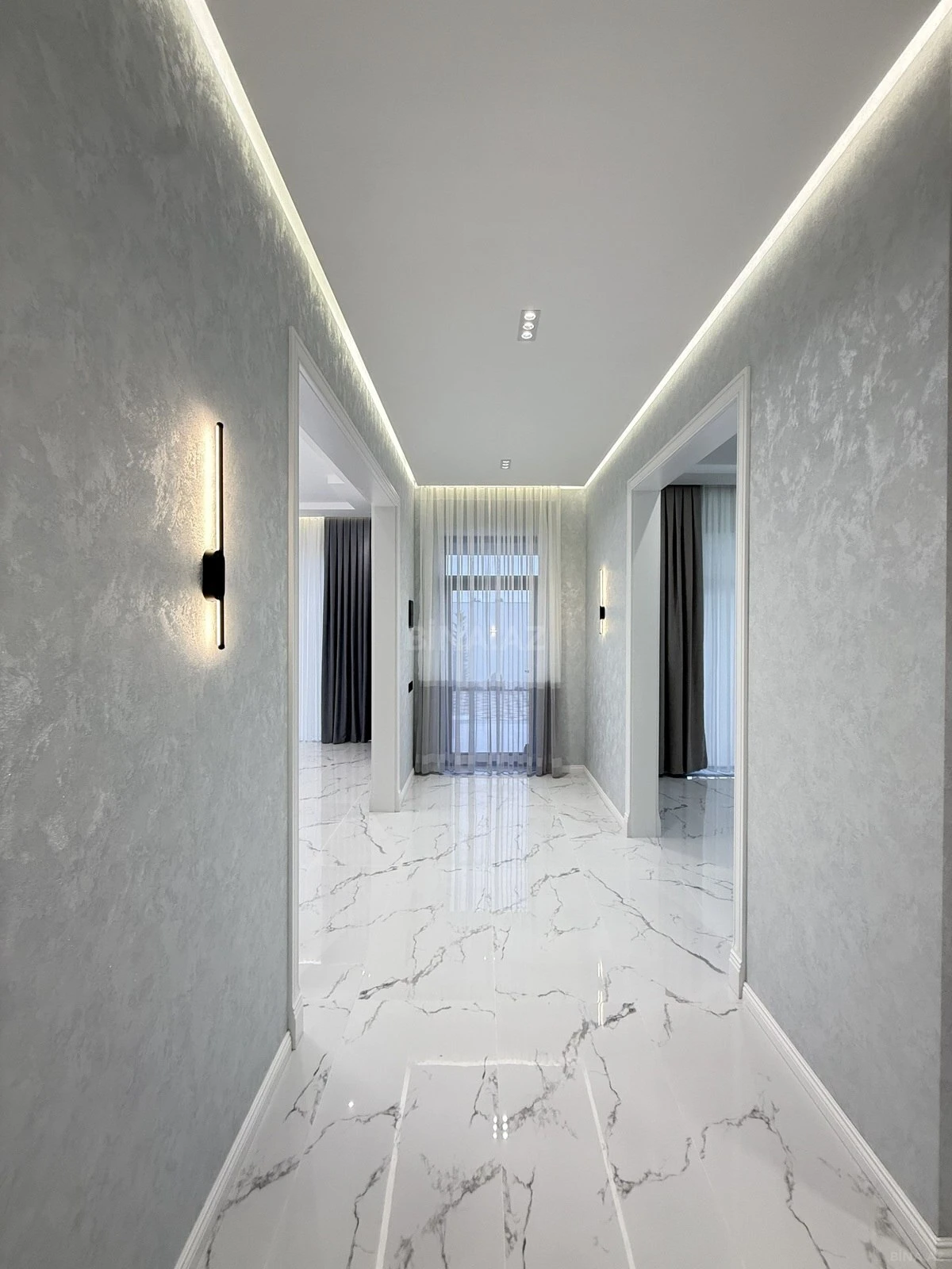Satılır 4 otaqlı həyət evi 160 m²