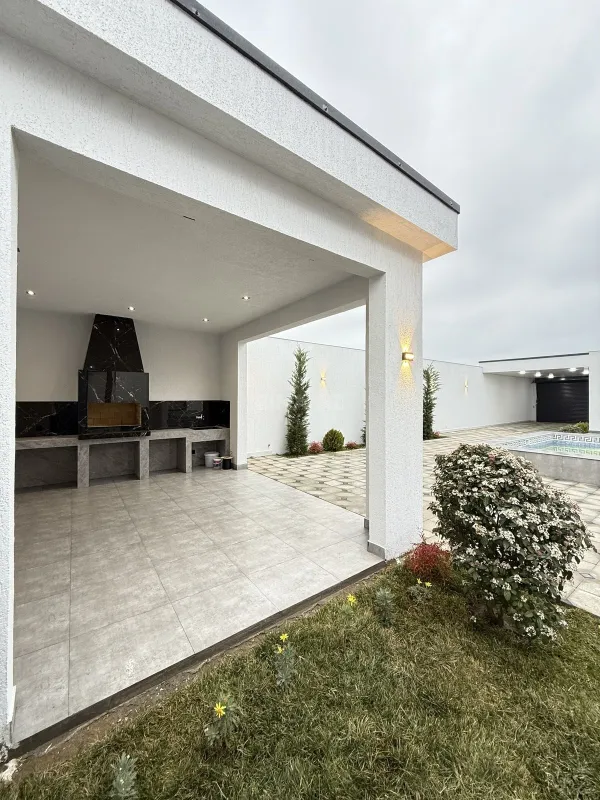 Satılır 4 otaqlı həyət evi 160 m²