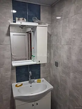 Kirayə verilir 2 otaqlı mənzil 80 m²