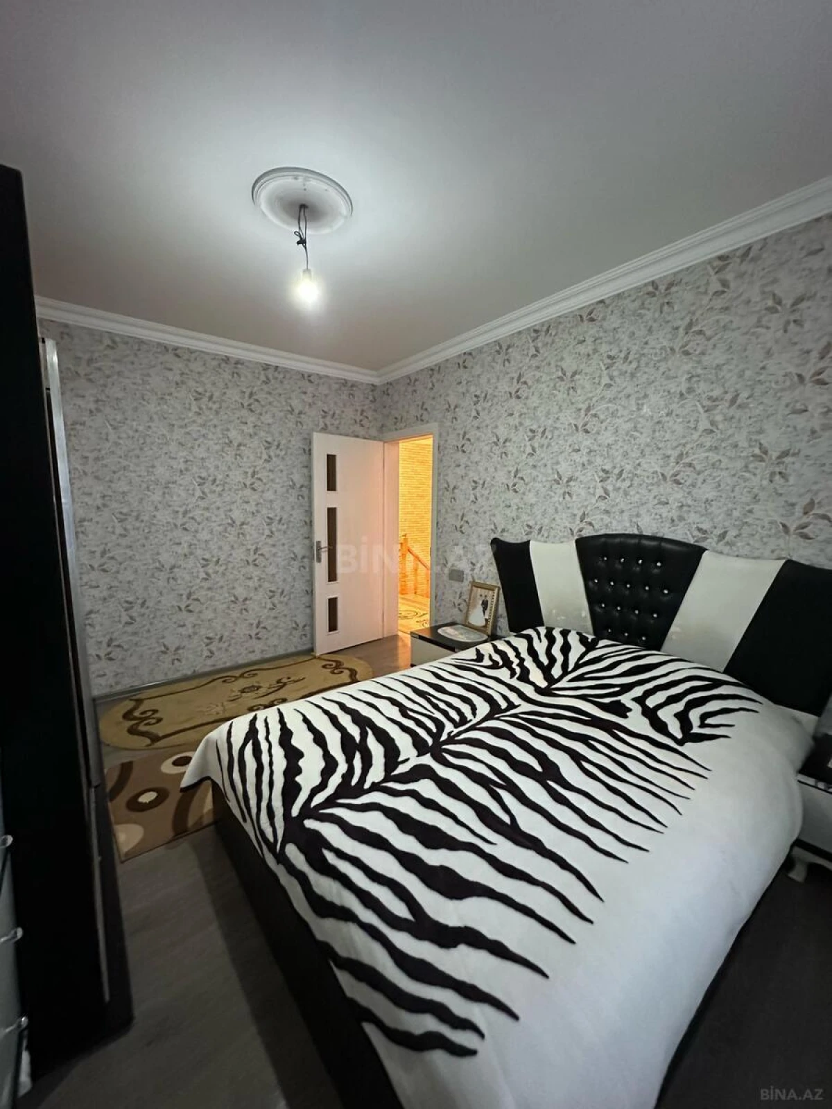 Satılır 4 otaqlı həyət evi 150 m²