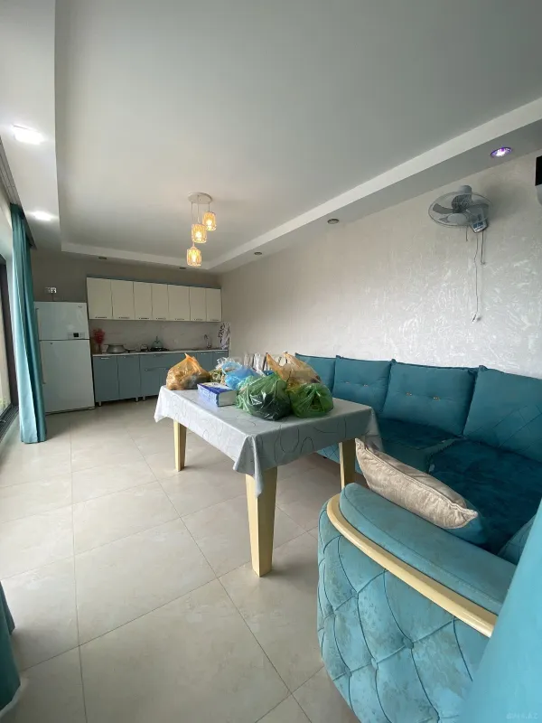 Satılır 6 otaqlı həyət evi 400 m²