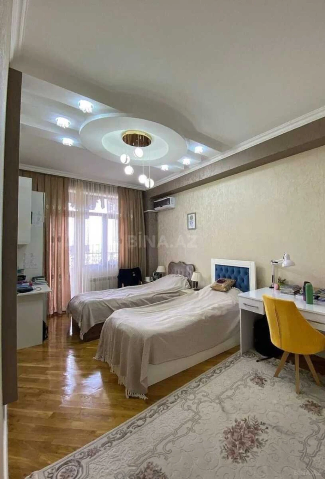 Satılır 3 otaqlı mənzil 98 m²