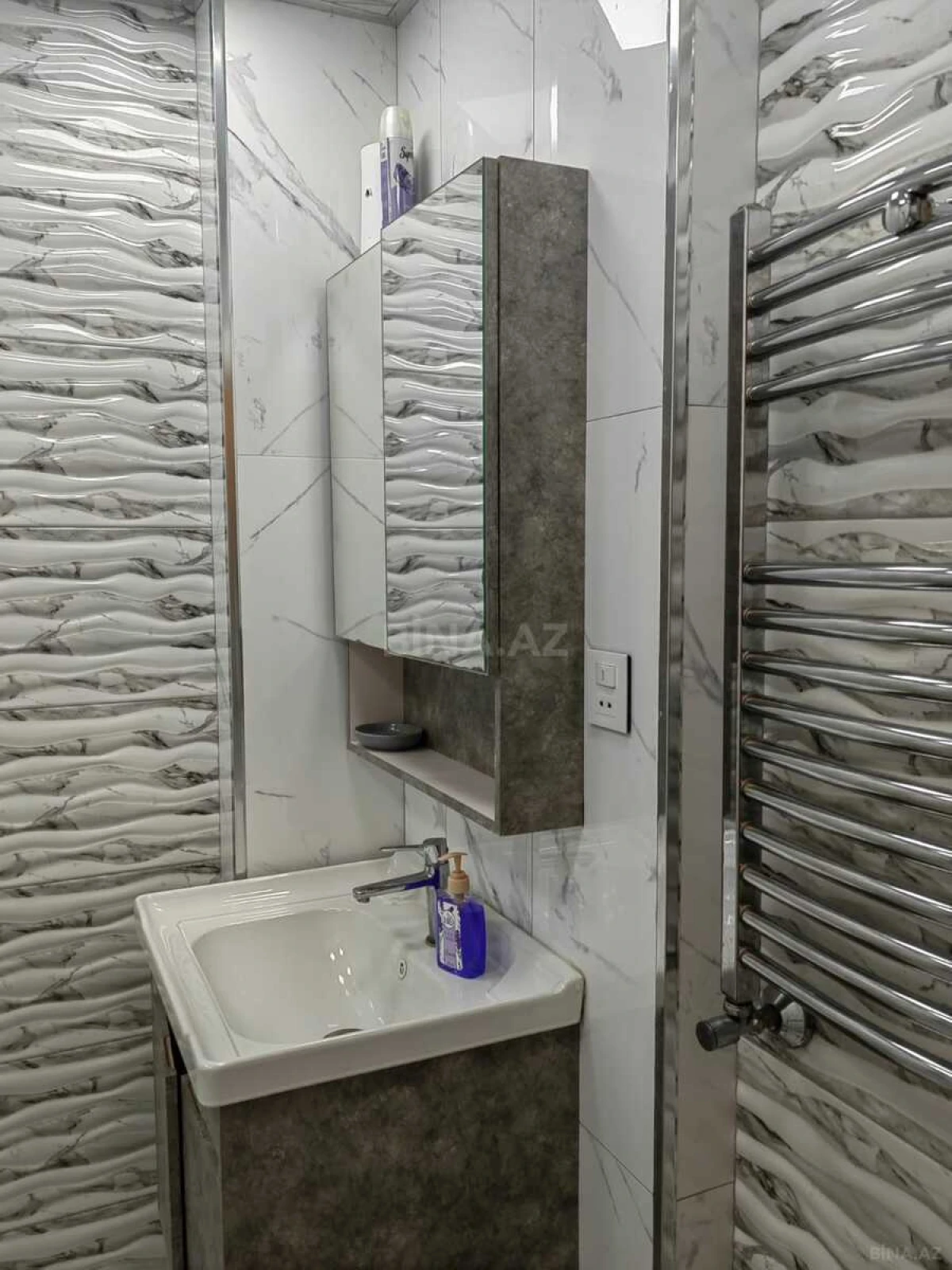 Kirayə verilir 2 otaqlı mənzil 60 m²