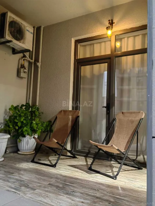 Kirayə verilir 2 otaqlı mənzil 60 m²