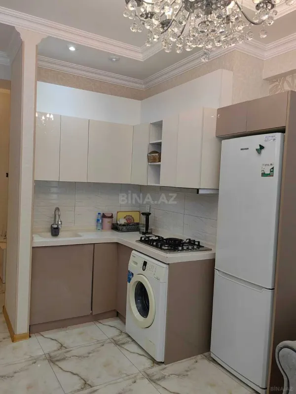 Kirayə verilir 2 otaqlı mənzil 60 m²