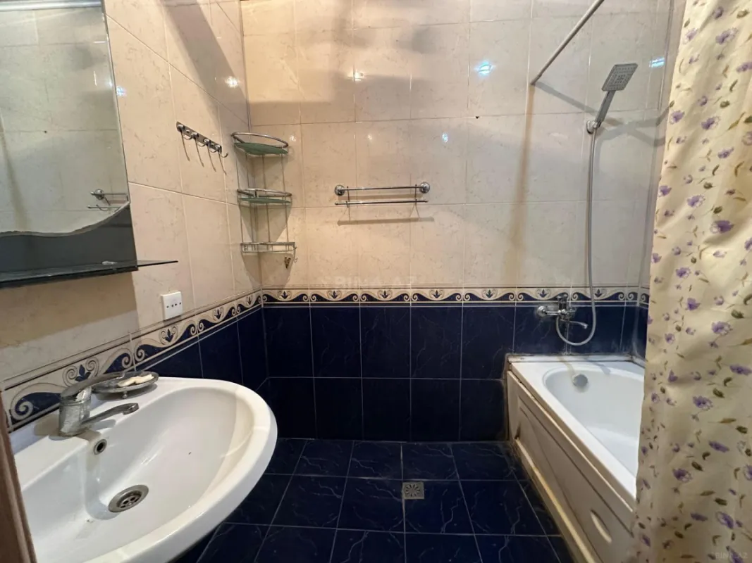 Kirayə verilir 3 otaqlı mənzil 75 m²